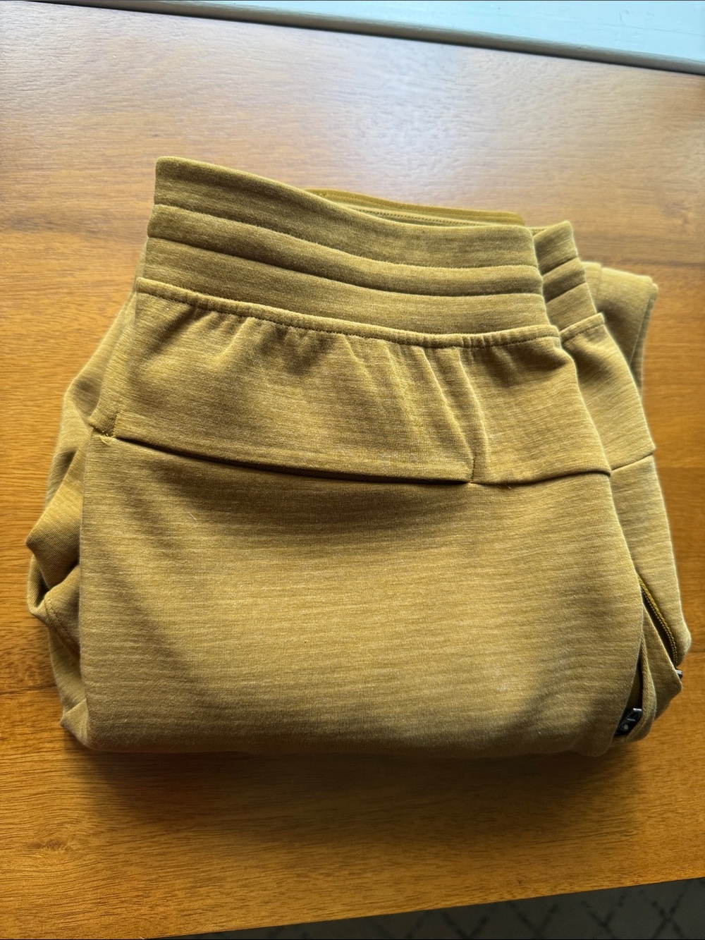 Men’s Lululemon Joggers M